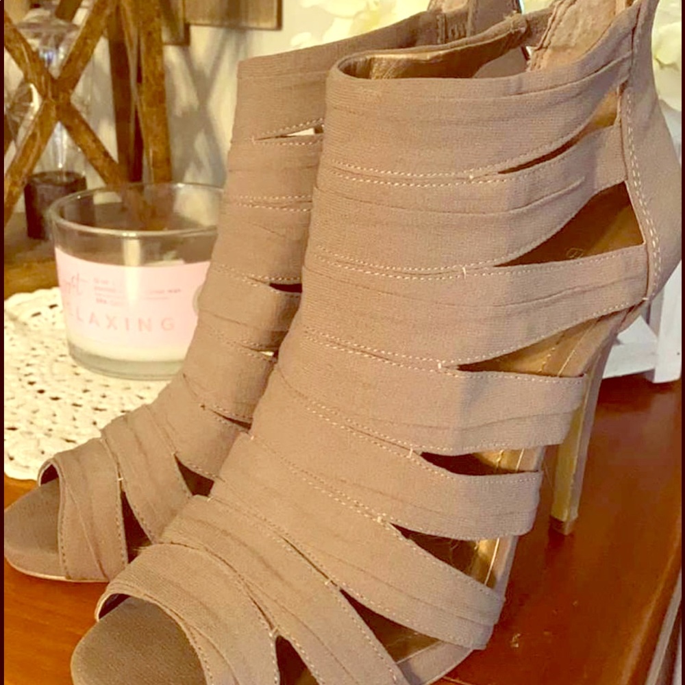 Beautiful Pumps